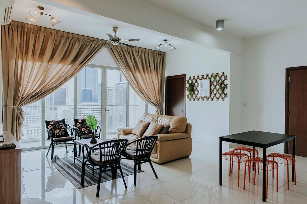 Regalia Residence The Sky Pool Suite كوالالمبور المظهر الخارجي الصورة